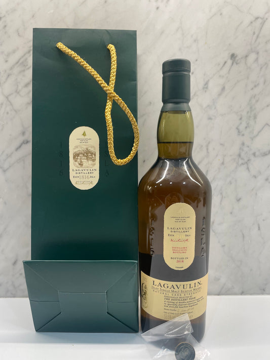 Lagavulin 2018 ‘Distillery Exclusive Bottling’ Cask Strength Single Malt Whisky 700ml 53.5% - Cigar & Whisky Cellar