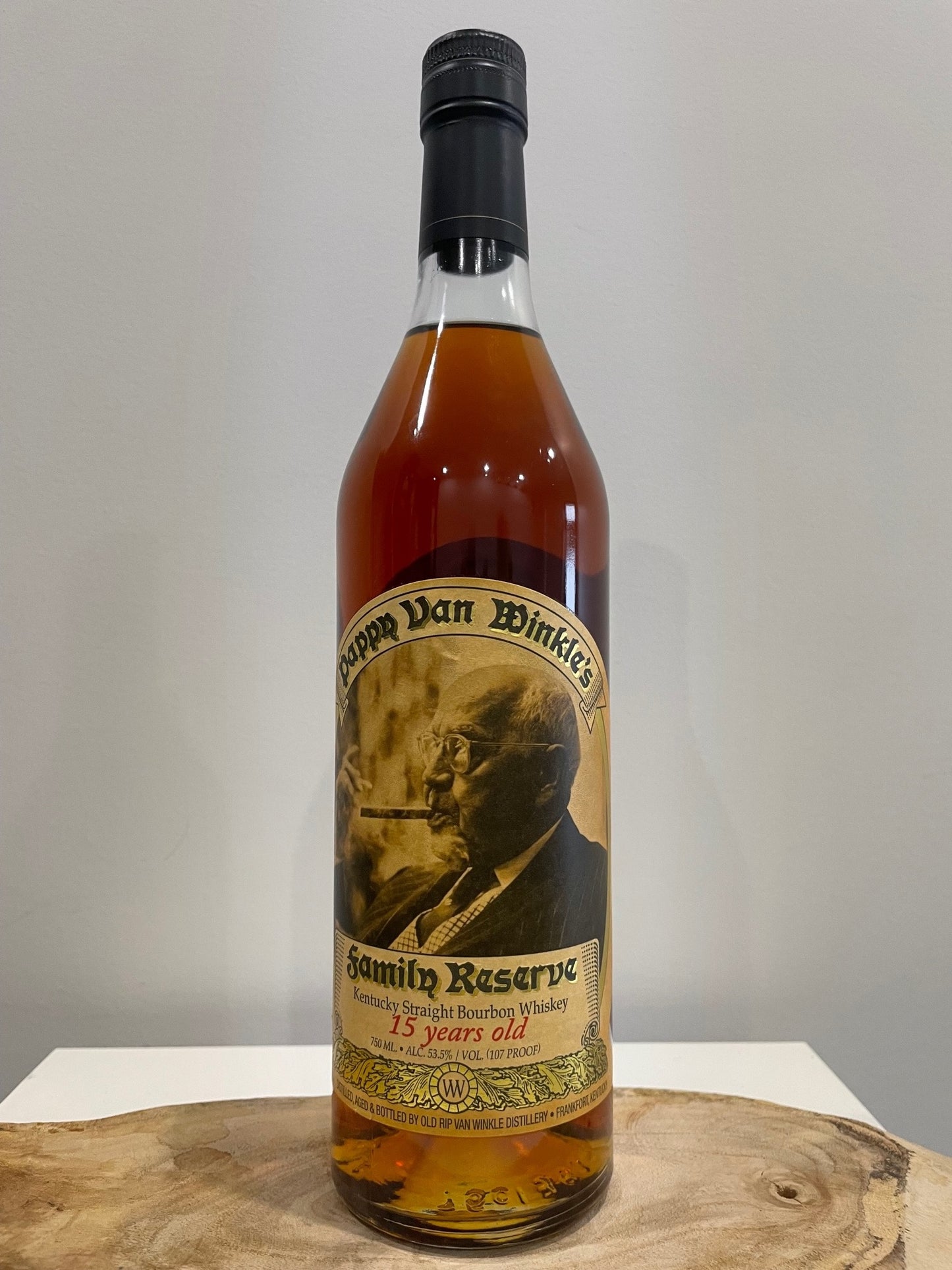 Pappy Van Winkle Family Reserve 15 Year Old Kentucky Straight Bourbon Whisky 750ml ABV 53.5% (107 Proof) - Cigar & Whisky Cellar